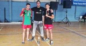 Kick Boks'ta şampiyonuz