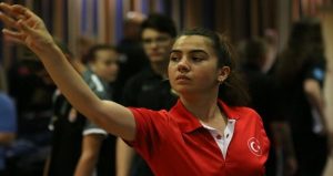 Milli Dartçı Bostanlıspor'da