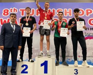 Kick Boks'ta Dünya Üçüncüsüyüz